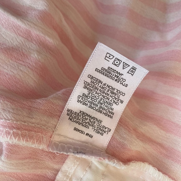 Pink and White Striped Sleeveless Top - Picture 6 of 7